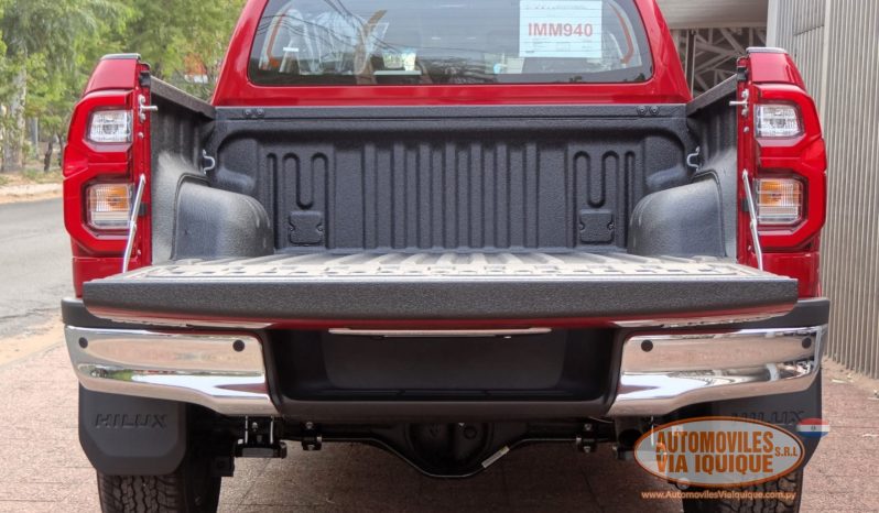 
								Toyota Hilux 2024 full									