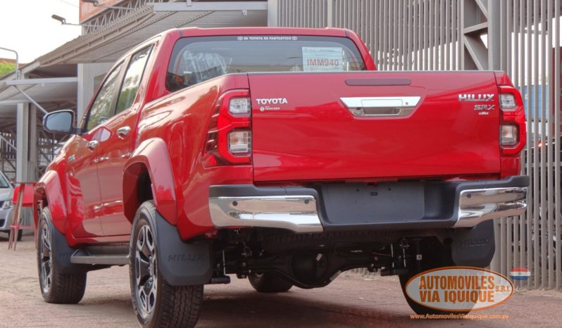 
								Toyota Hilux 2024 full									