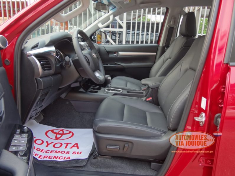 
								Toyota Hilux 2024 full									
