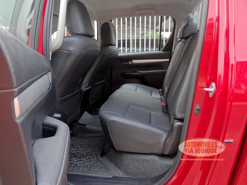 
								Toyota Hilux 2024 full									