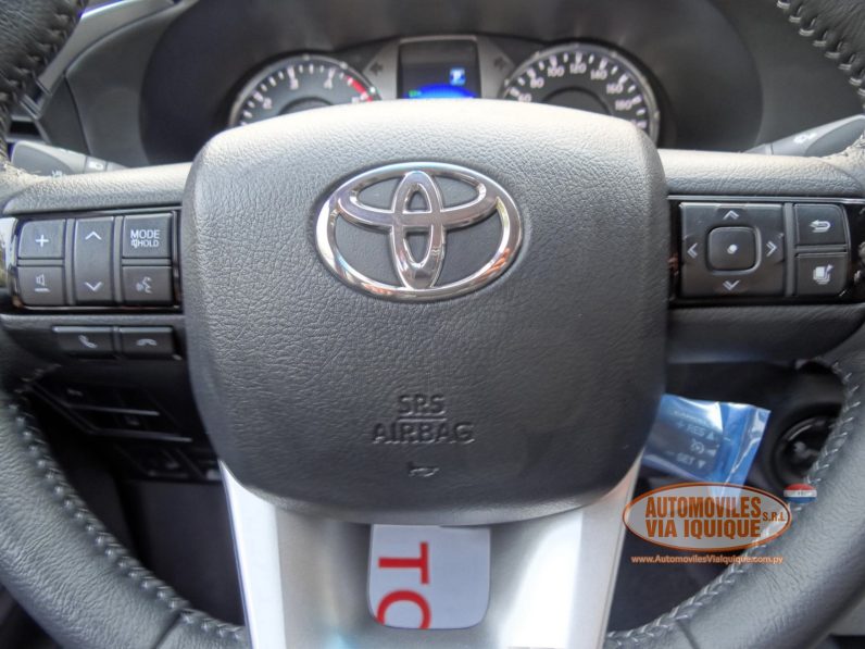 
								Toyota Hilux 2024 full									