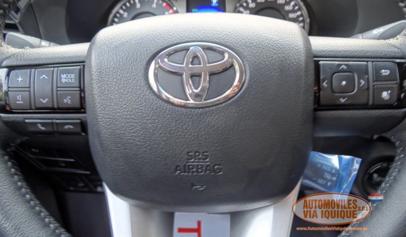 
								Toyota Hilux 2024 full									