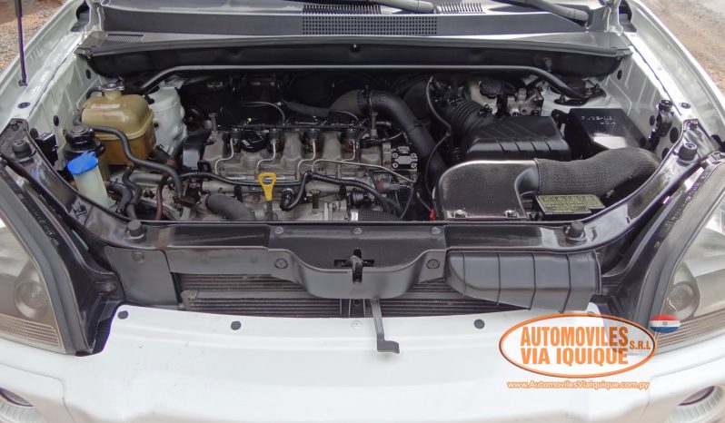 
								HYUNDAI TUCSON 2006 full									