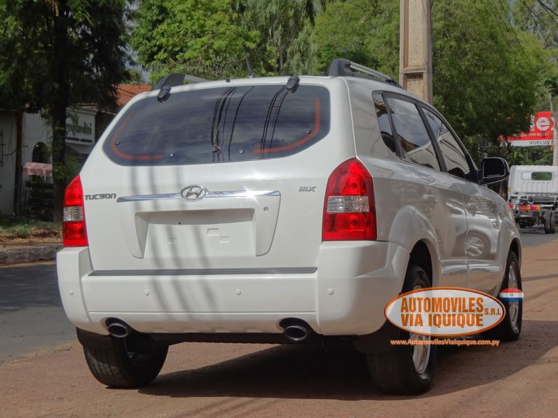 
								HYUNDAI TUCSON 2006 full									