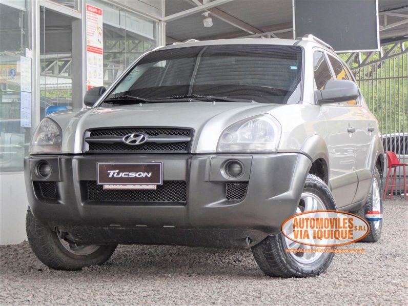 
								HYUNDAI TUCSON AÑO 2011 full									