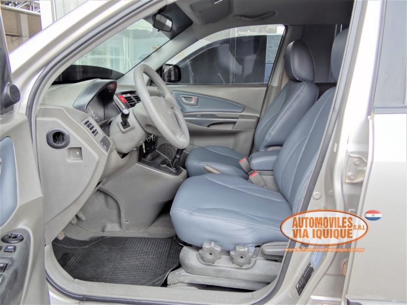 
								HYUNDAI TUCSON AÑO 2011 full									