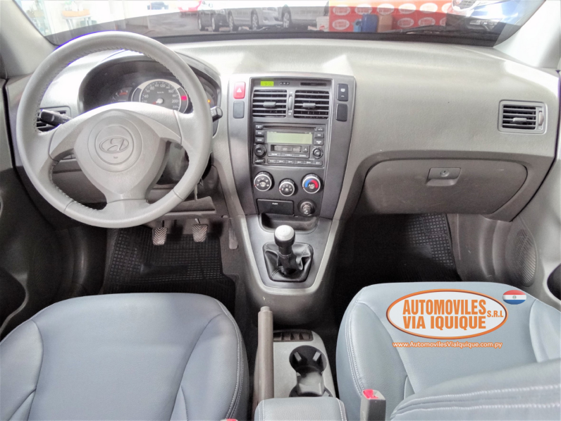 
								HYUNDAI TUCSON AÑO 2011 full									