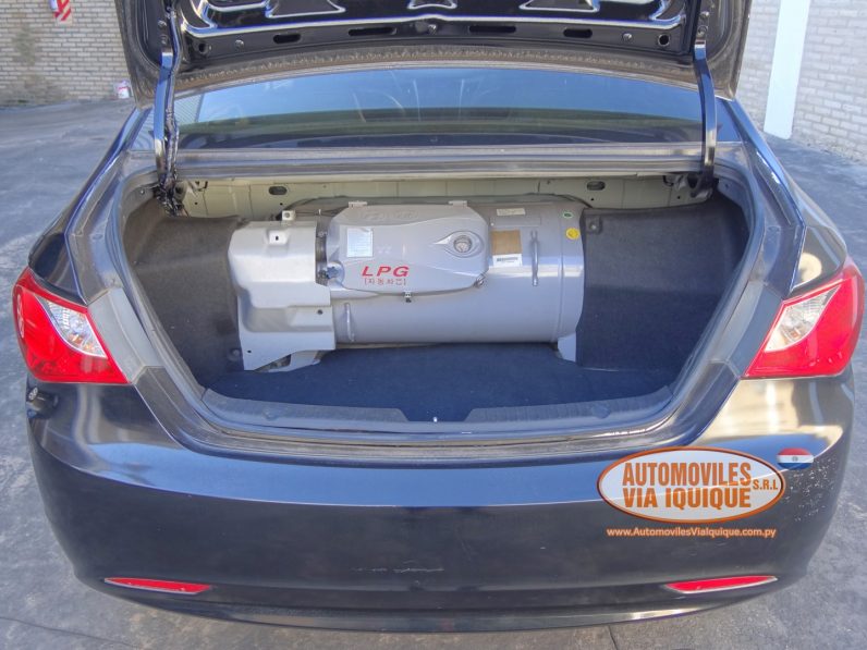 
								HYUNDAI SONATA (Y20) 2011 full									