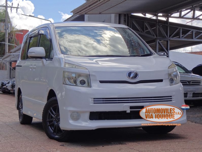 
								TOYOTA NEW VOXY 2009 full									