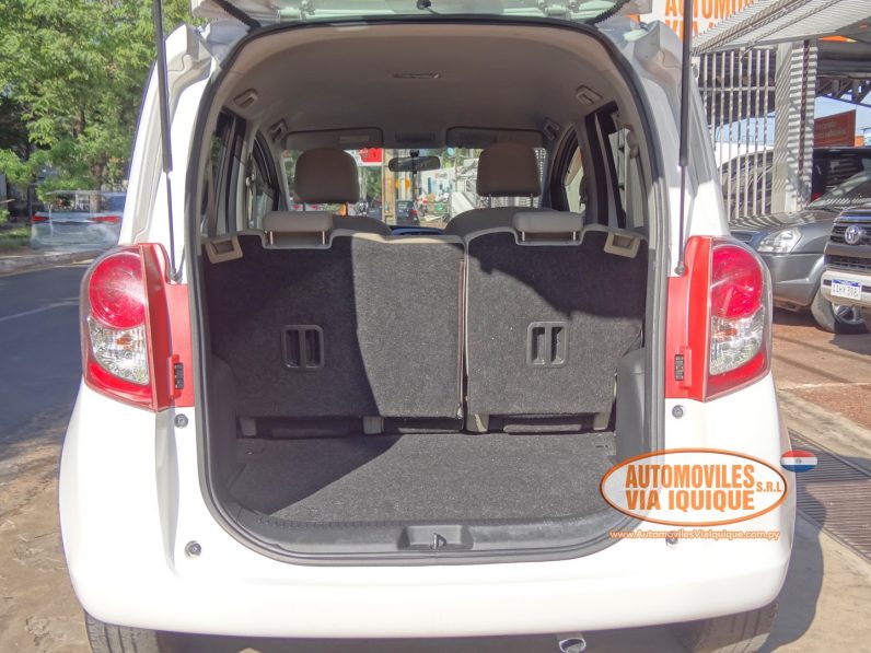 
								TOYOTA RACTIS 2009 full									