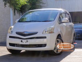 TOYOTA RACTIS AÑO 2009