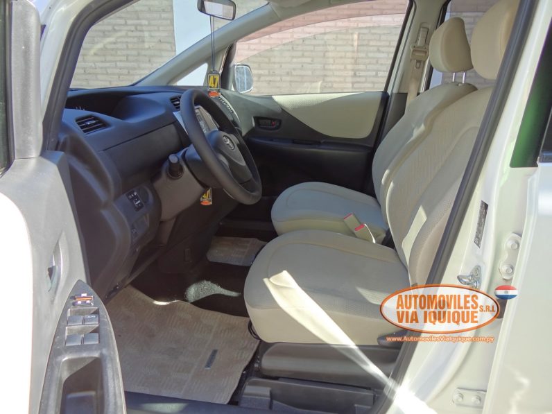 
								TOYOTA RACTIS AÑO 2009 full									