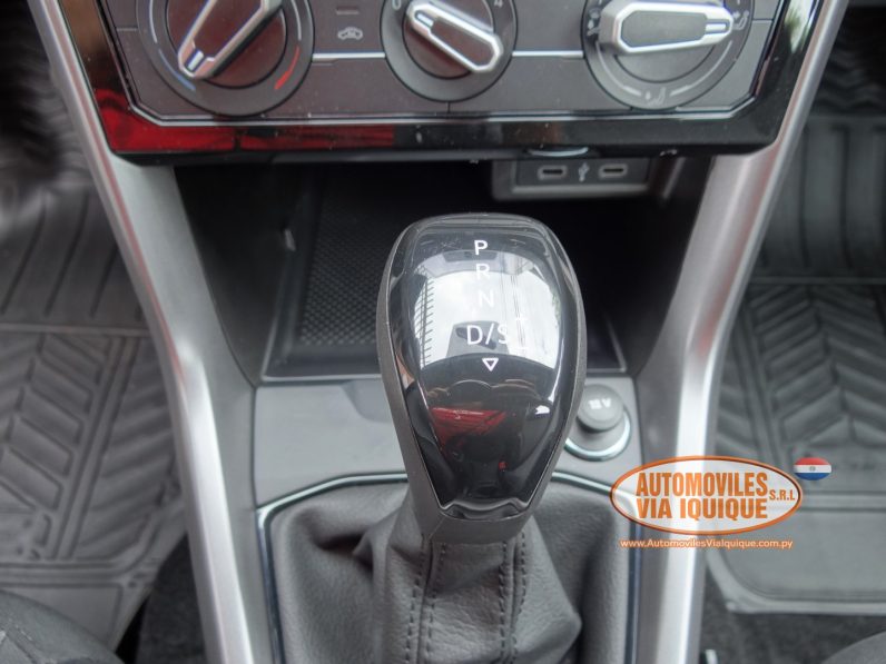 
								VOLKSWAGEN T-CROSS TRENDLINE 2025 full									