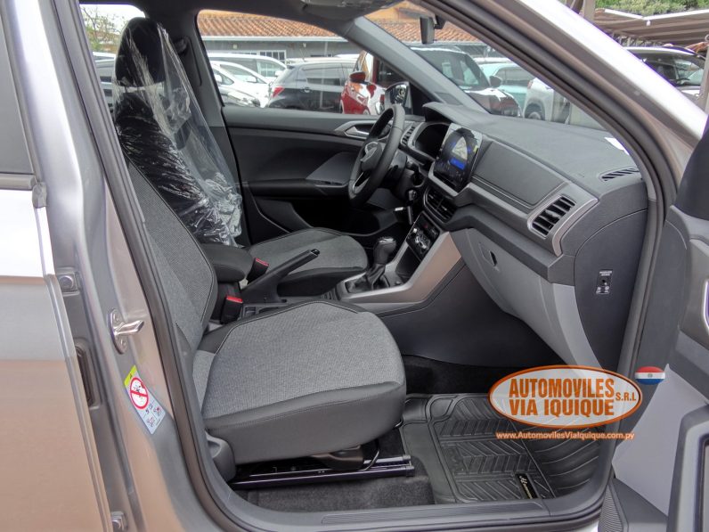 
								VOLKSWAGEN T-CROSS TRENDLINE 2025 full									