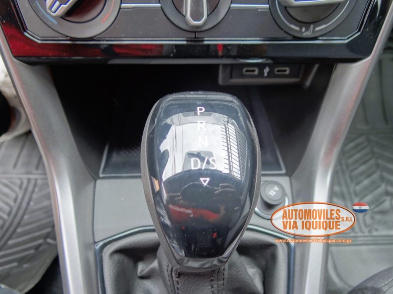 
								VOLKSWAGEN T-CROSS TRENDLINE 2025 full									