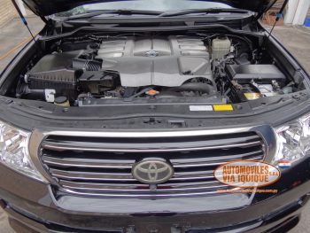 TOYOTA LAND CRUISER V8 2009