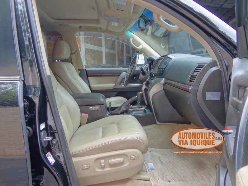 
								TOYOTA LAND CRUISER V8 2009 full									