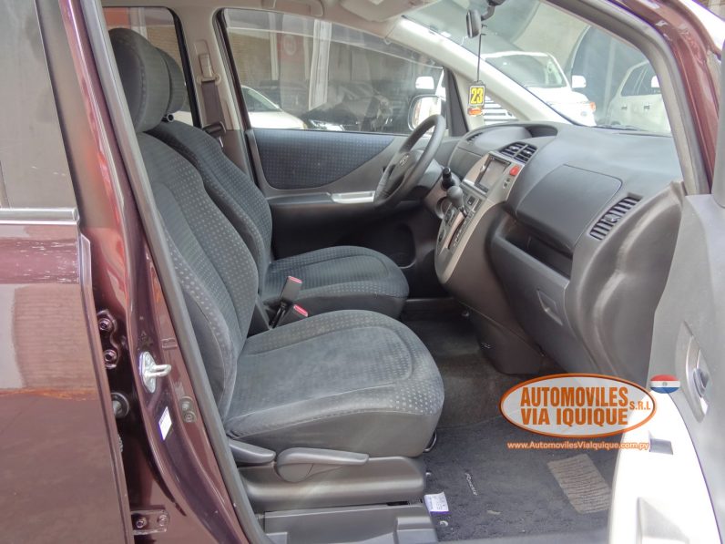 
								TOYOTA RACTIS AÑO 2010 full									