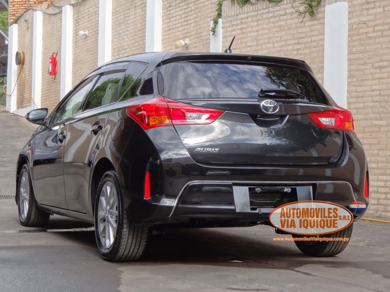 
								TOYOTA NEW AURIS 2013 full									