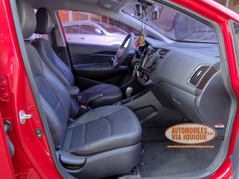 
								KIA PRIDE (RIO) AÑO 2012 full									