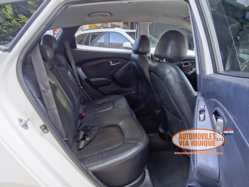 
								HYUNDAI TUCSON AÑO 2010 full									