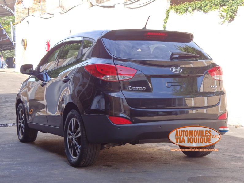 
								HYUNDAI TUCSON AÑO 2010 full									