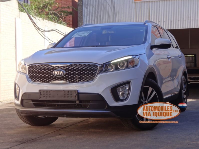 
								KIA SORENTO AÑO 2015 full									