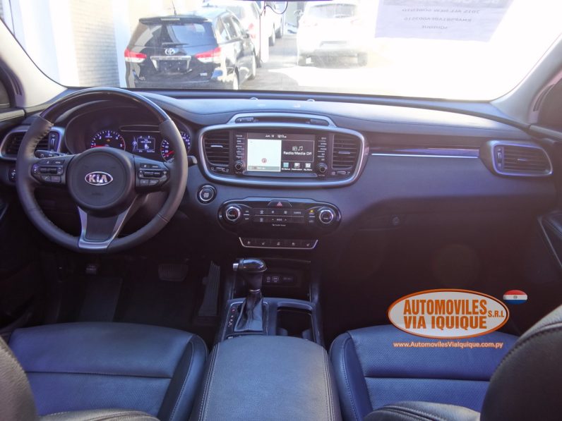 
								KIA SORENTO AÑO 2015 full									