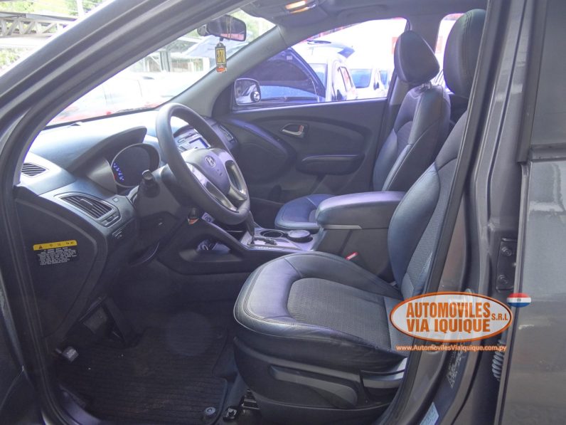 
								HYUNDAI TUCSON AÑO 2010 full									