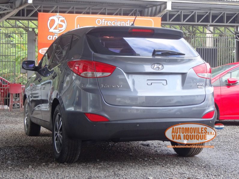 
								HYUNDAI TUCSON AÑO 2010 full									