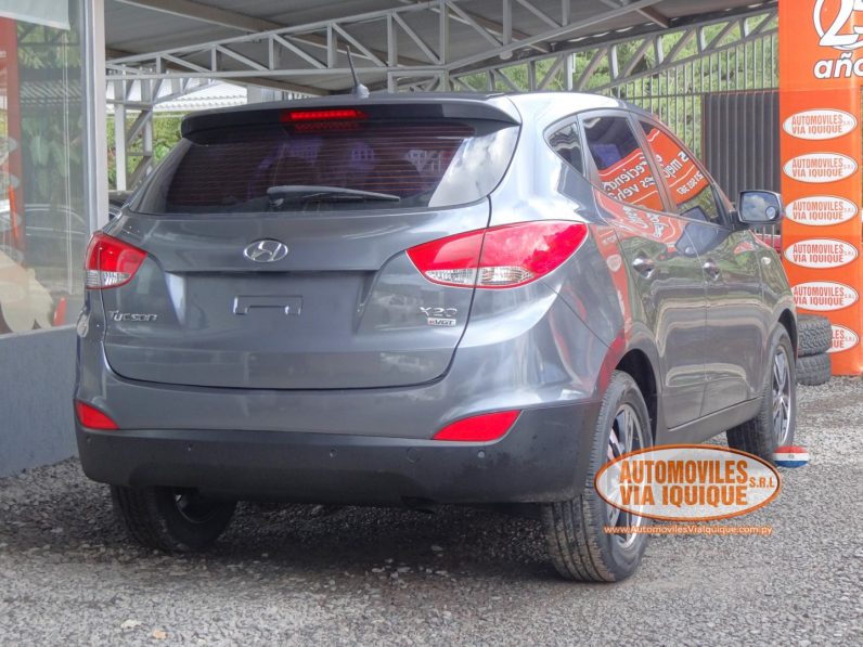 
								HYUNDAI TUCSON AÑO 2010 full									