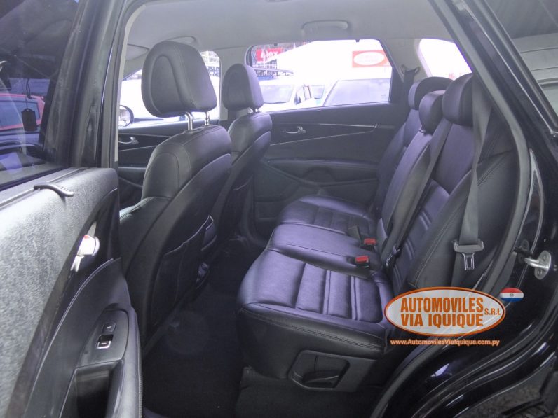 
								KIA SORENTO AÑO 2015 full									