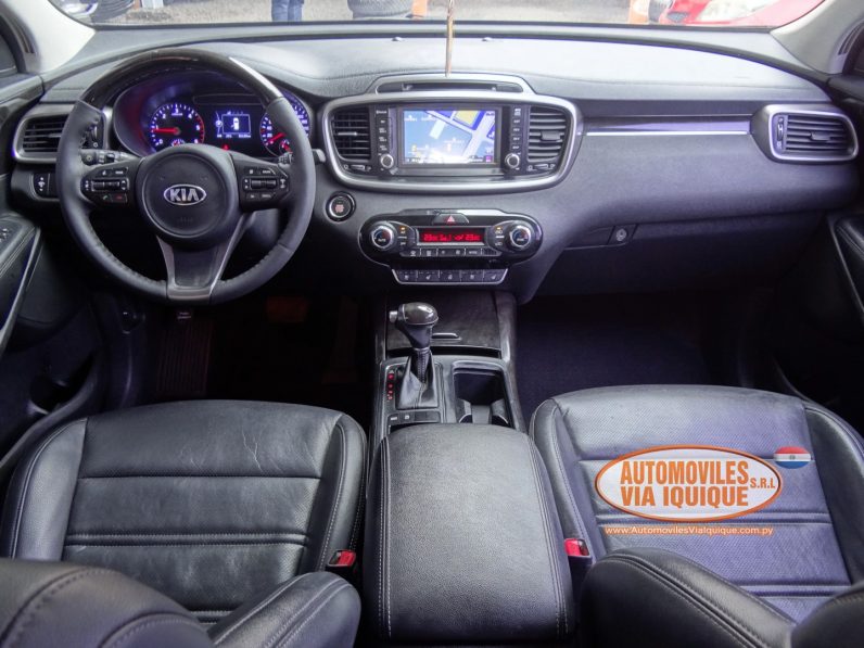 
								KIA SORENTO AÑO 2015 full									