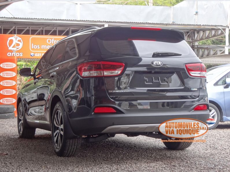 
								KIA SORENTO AÑO 2015 full									