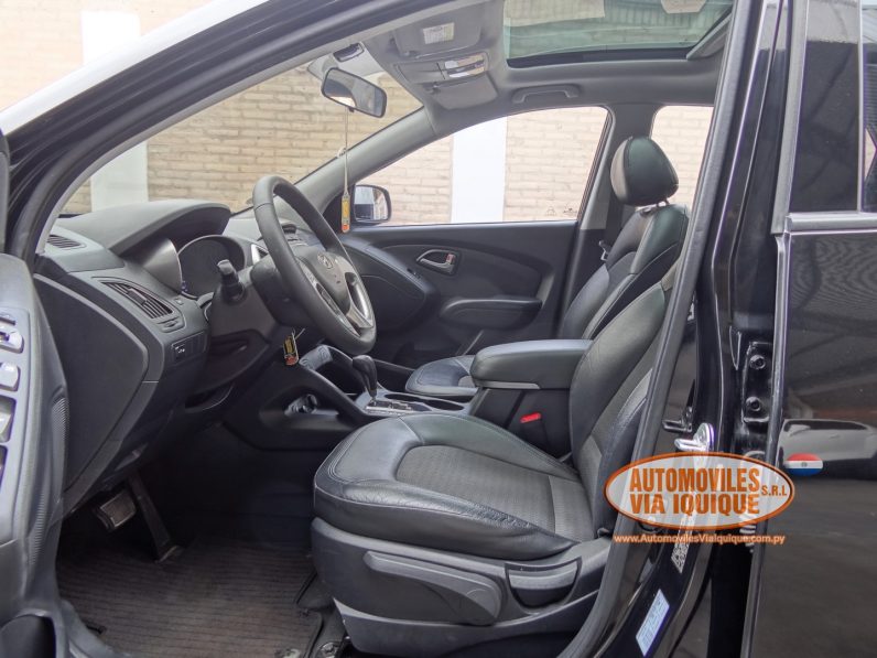 
								HYUNDAI TUCSON AÑO 2010 full									