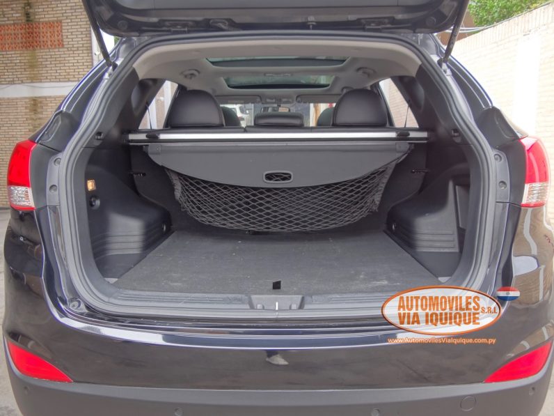 
								HYUNDAI TUCSON AÑO 2010 full									