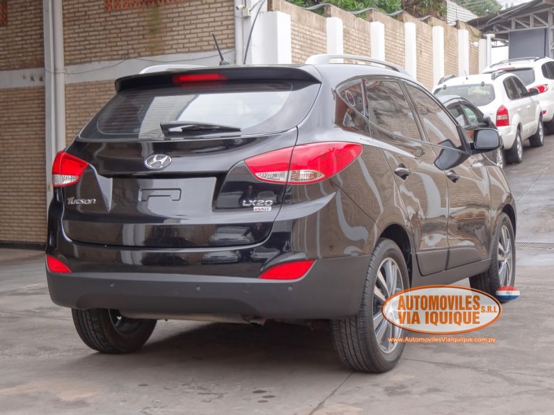 
								HYUNDAI TUCSON AÑO 2010 full									