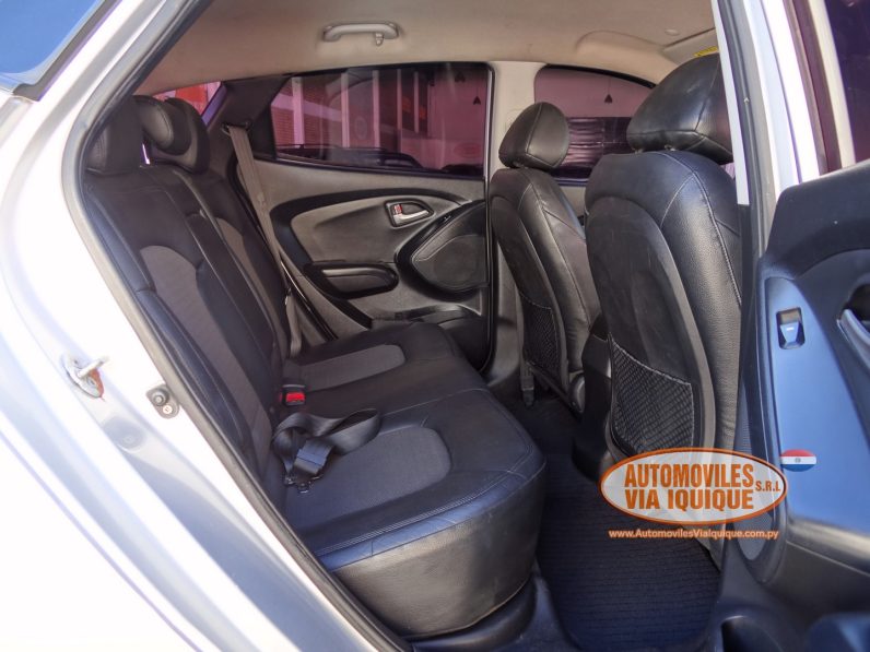
								HYUNDAI TUCSON AÑO 2010 full									