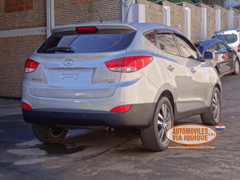 
								HYUNDAI TUCSON AÑO 2010 full									