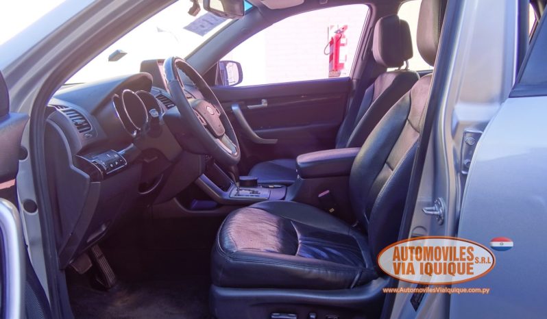 
								KIA SORENTO AÑO 2010 full									