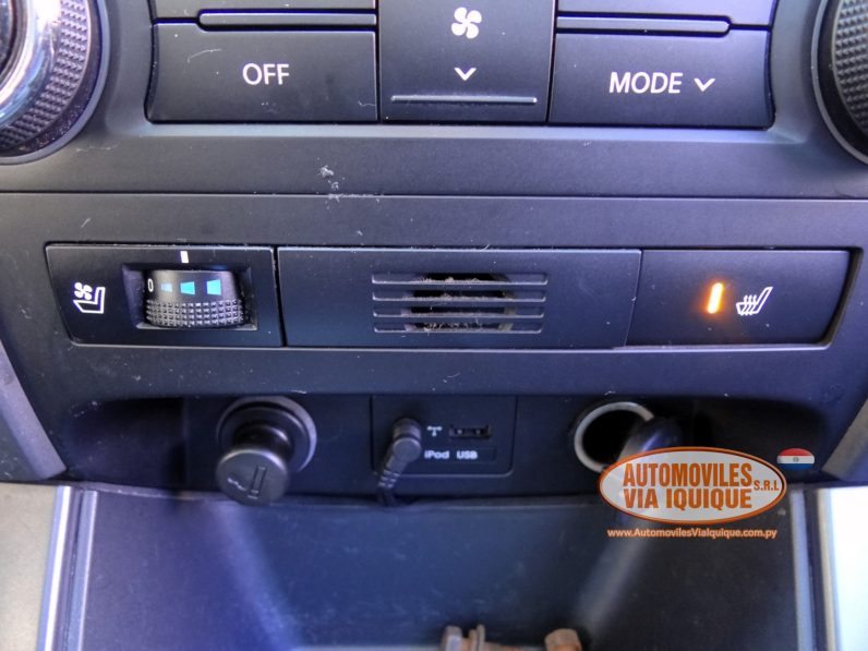 
								KIA SORENTO AÑO 2010 full									