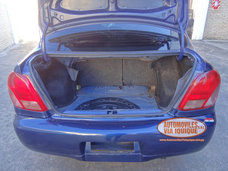 
								TOYOTA PLATZ AÑO 2000 full									
