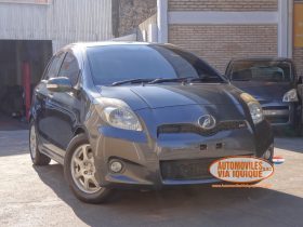 TOYOTA VITZ RS 2009