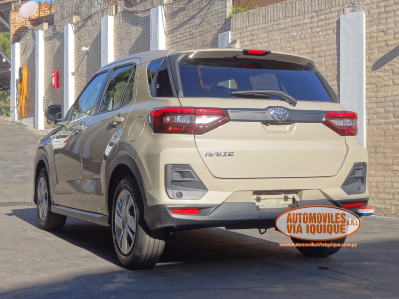 
								TOYOTA RAIZE AÑO 2021 full									