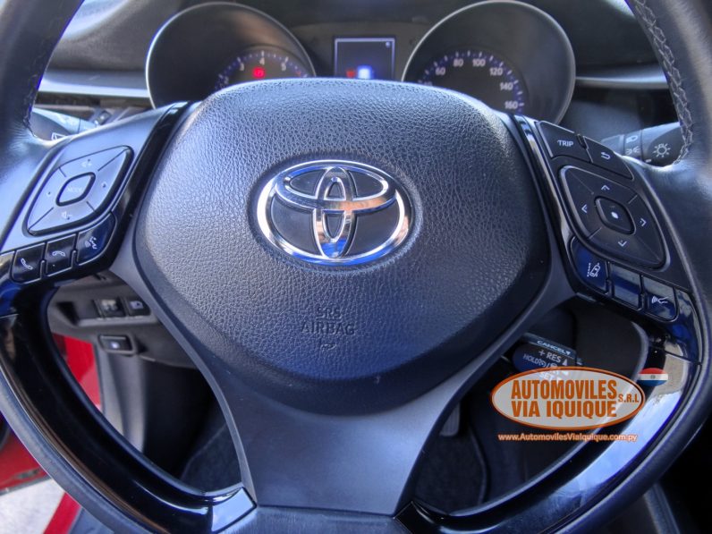 
								TOYOTA C-HR AÑO 2017 full									