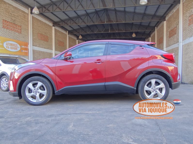 
								TOYOTA C-HR AÑO 2017 full									