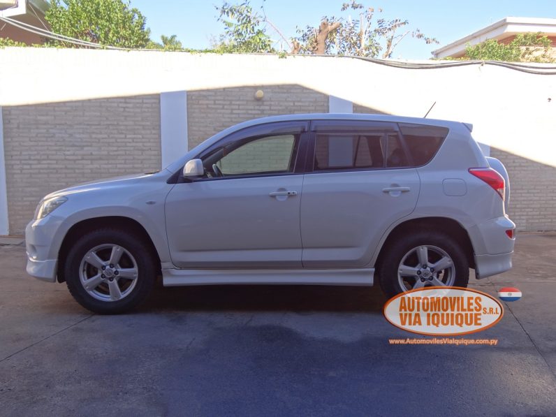 
								TOYOTA RAV 4 AÑO 2006 full									