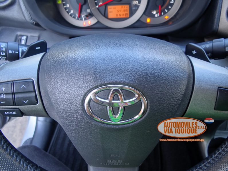 
								TOYOTA VANGUARD AÑO 2013 full									