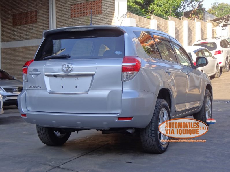 
								TOYOTA VANGUARD AÑO 2013 full									