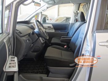 TOYOTA NOAH AÑO 2008